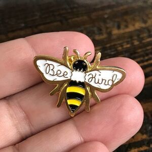 BEE KIND Collectible Enamel Pin Brooch NEW! 388x5